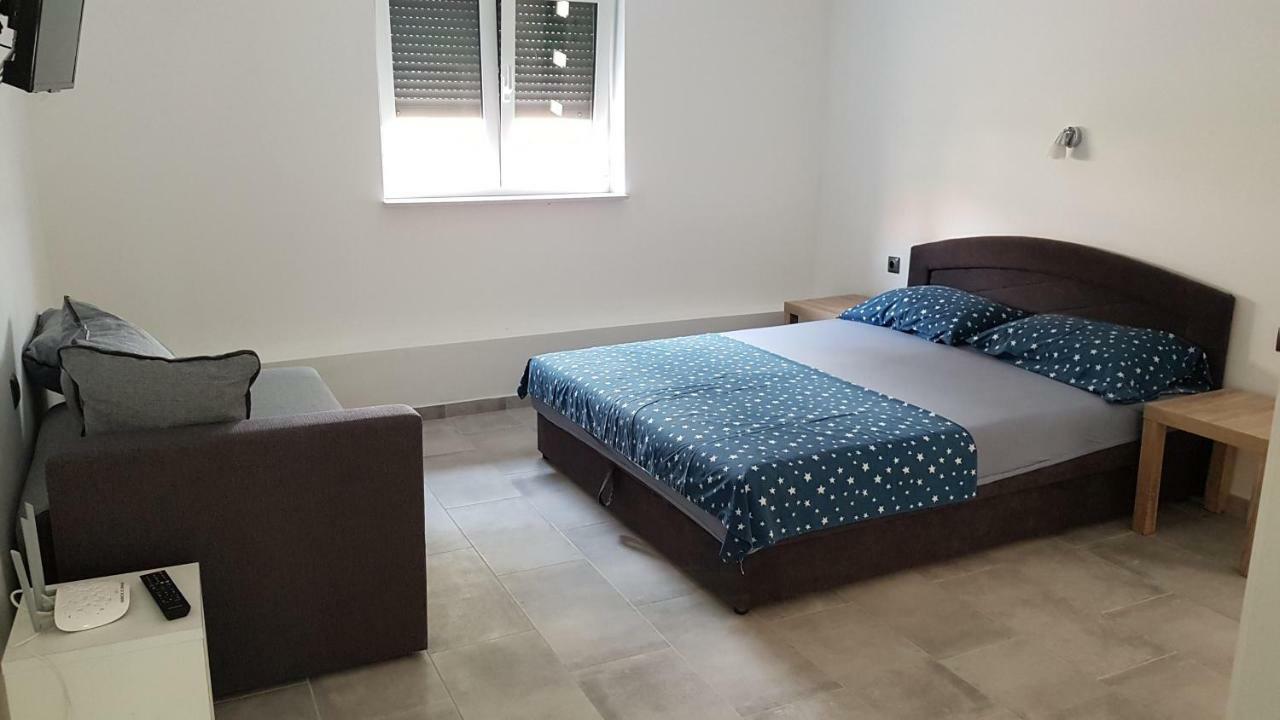 Apartments Star With Pool Biograd Na Moru Εξωτερικό φωτογραφία
