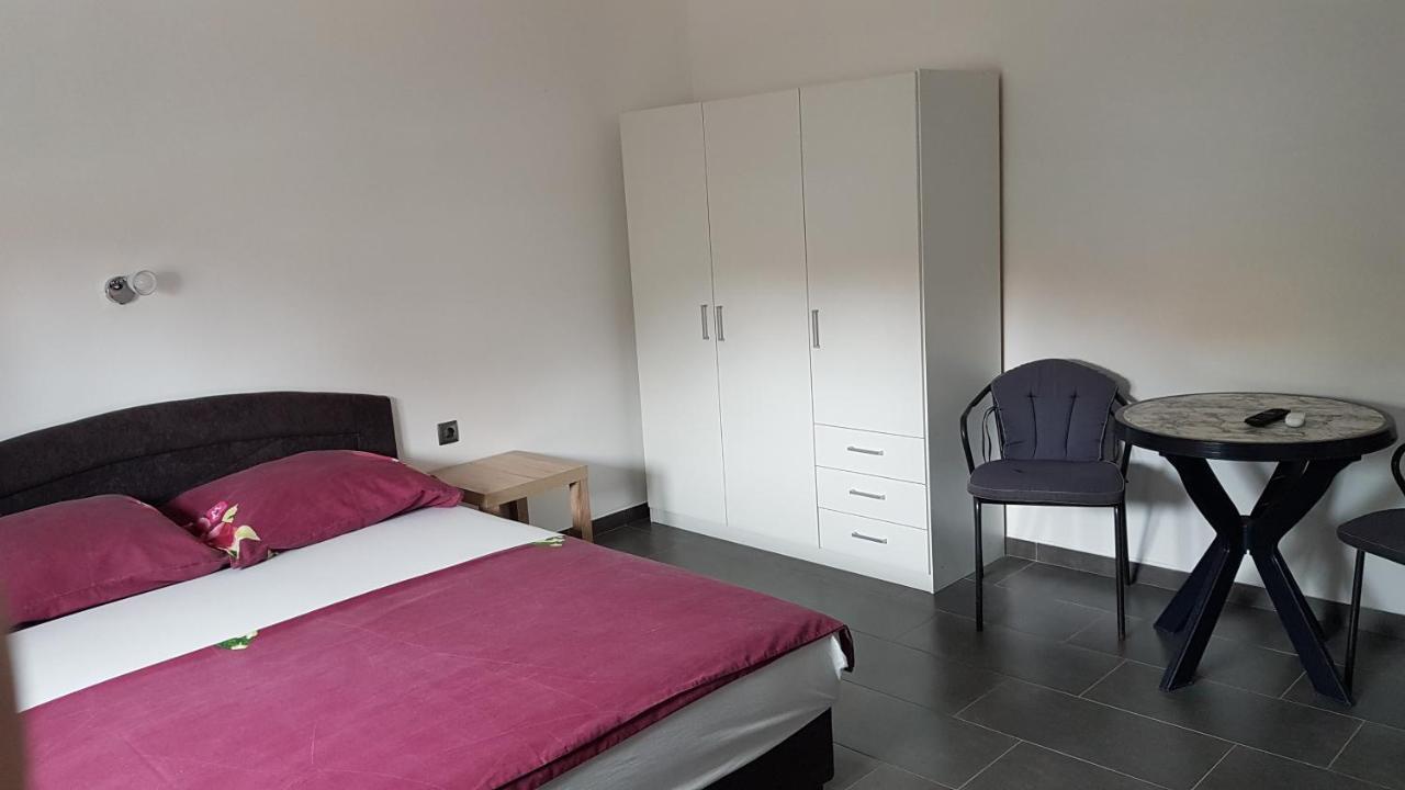 Apartments Star With Pool Biograd Na Moru Εξωτερικό φωτογραφία